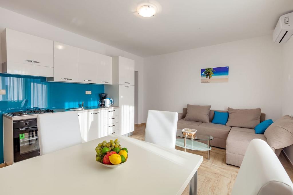 Apartmani Sanja Suta Podstrana Extérieur photo
