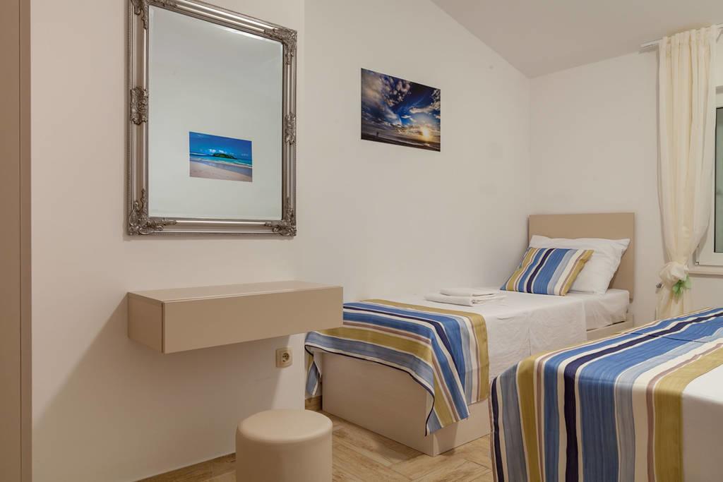 Apartmani Sanja Suta Podstrana Extérieur photo