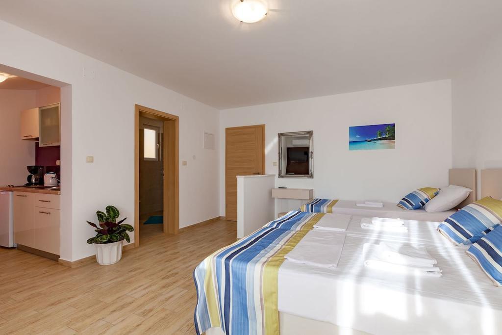 Apartmani Sanja Suta Podstrana Extérieur photo